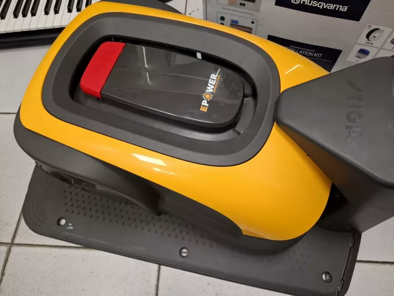 robot-koszacy-stiga-srsw01-husqvarna-automower-250m-instalatioon-kit-stan-11323-238058