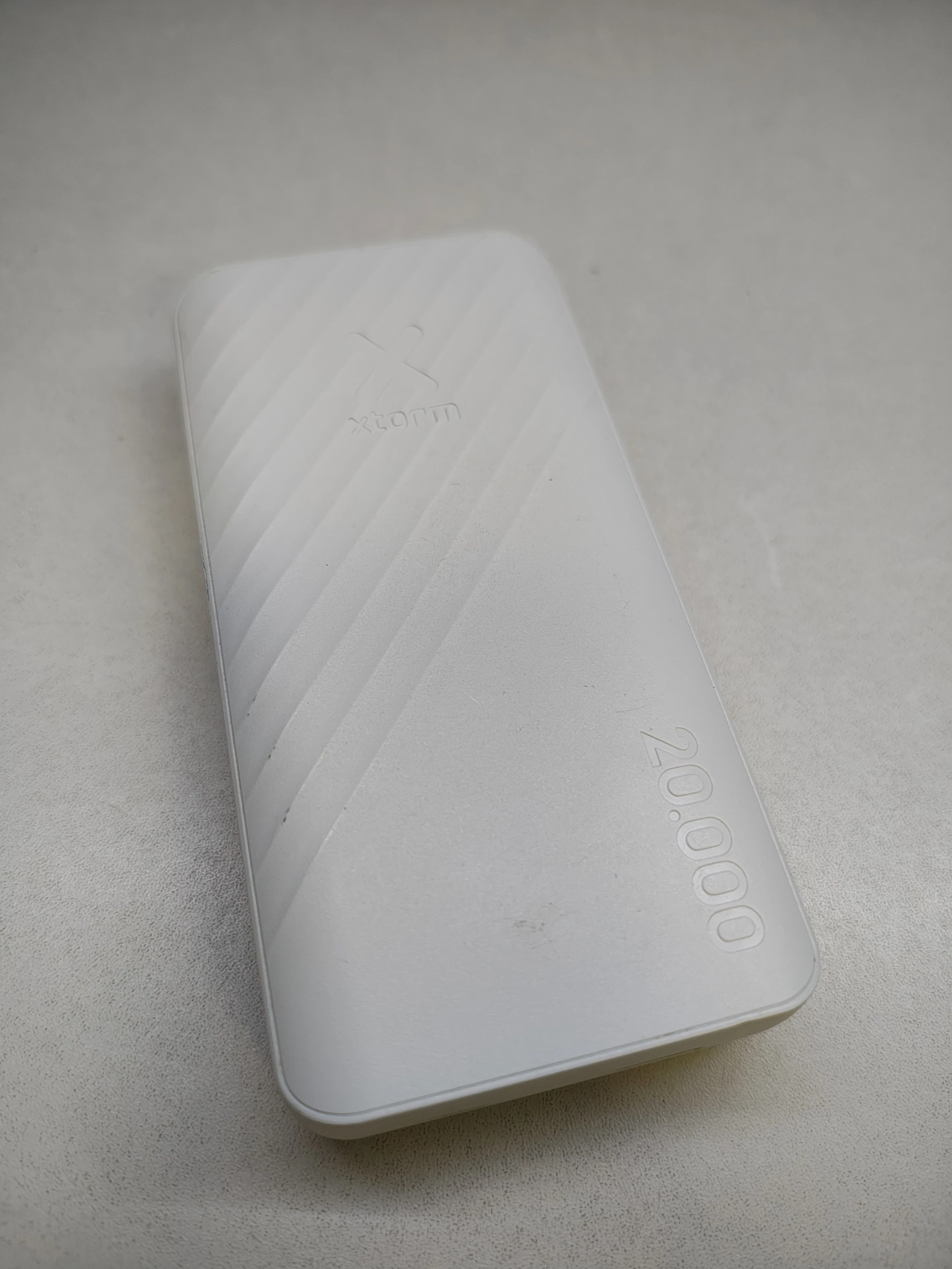 powerbank-xtrom-20000mah-pojemnosc-akumulatora-20000
