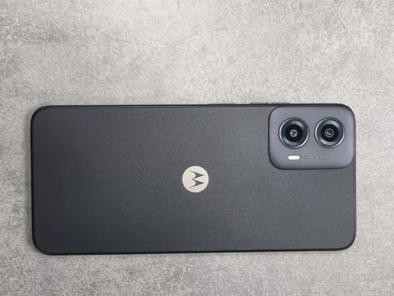 telefon-motorola-moto-g34-5g-8128gb-352643336075057-przekatna-ekranu-653