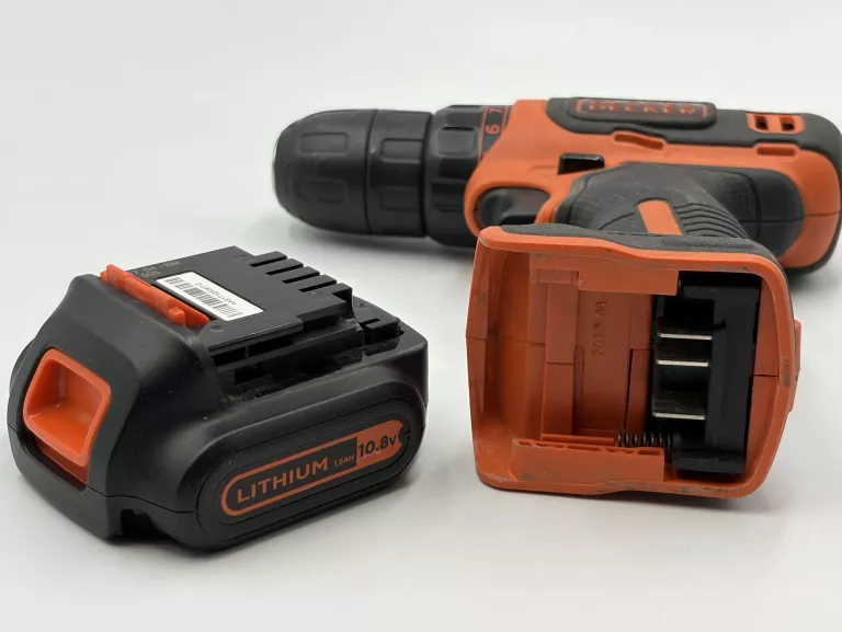 wkretarka-akumulatorowa-108v-blackdecker-bdcdd12-rodzaj-silnika-204657-221321