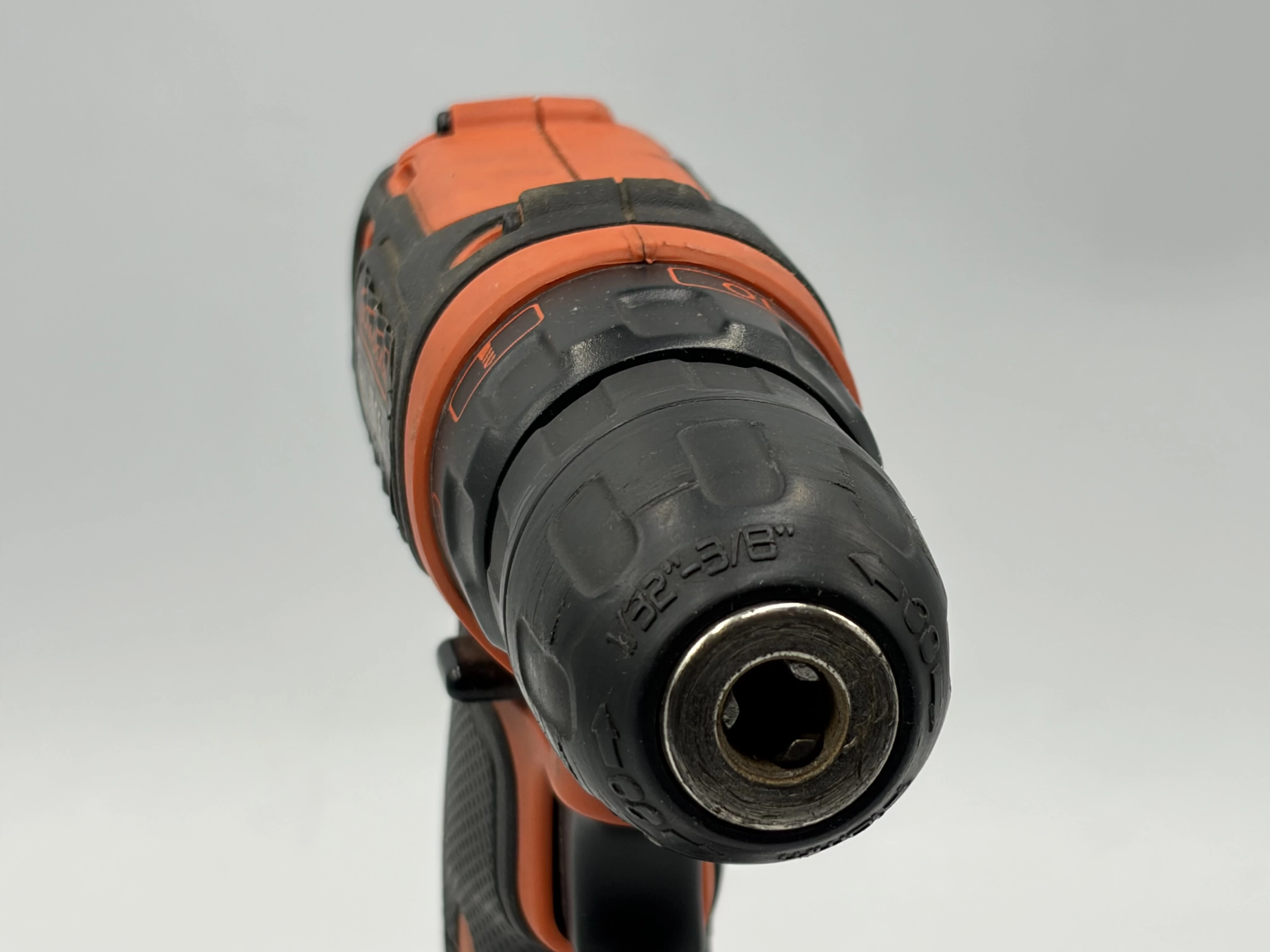 wkretarka-akumulatorowa-108v-blackdecker-bdcdd12-napiecie-v-128551-3