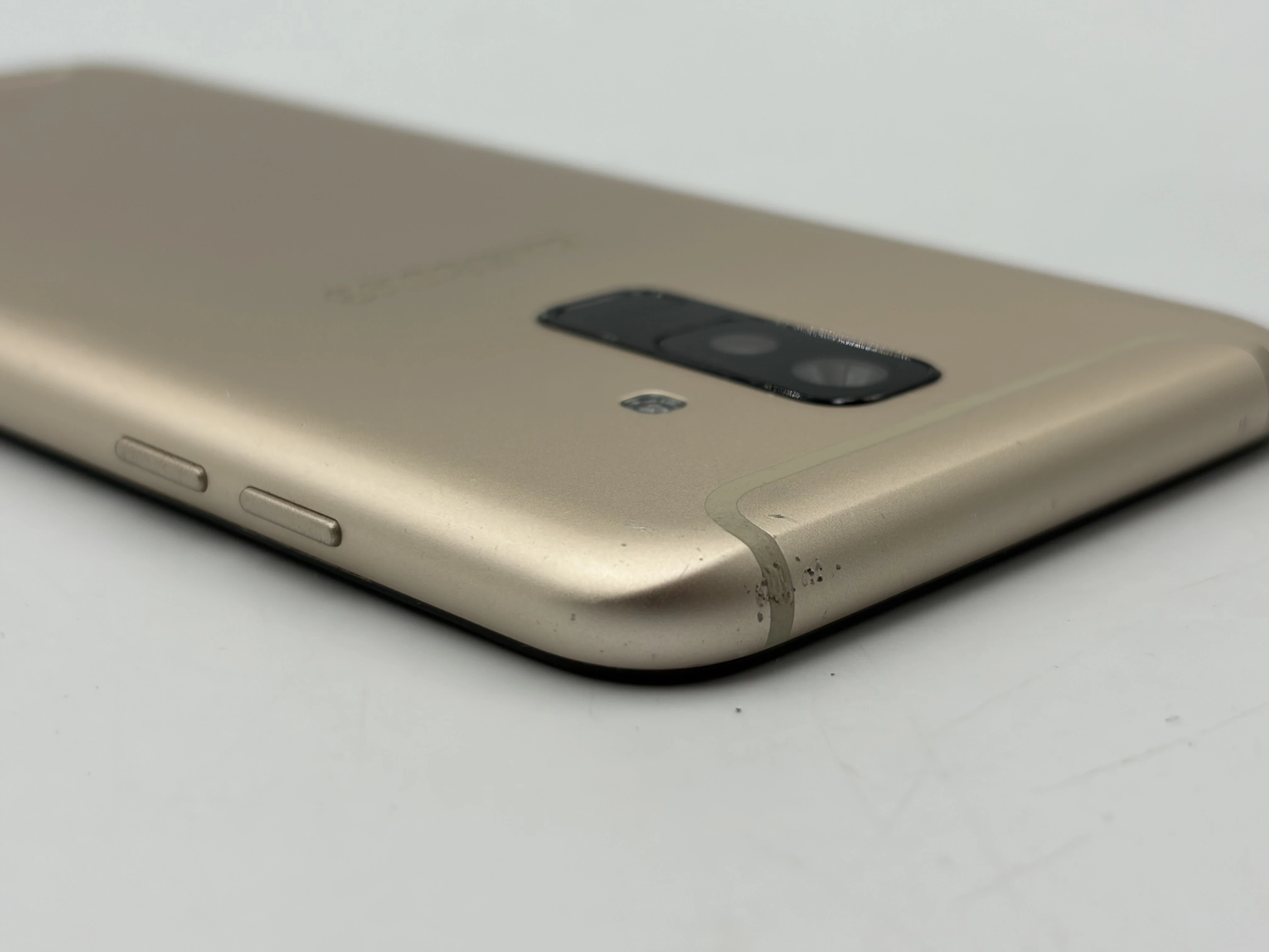 telefon-smartfon-samsung-galaxy-a6-3-gb32-gb-4g-lte-zloty-kod-producenta-sm-a605fzdnxeo