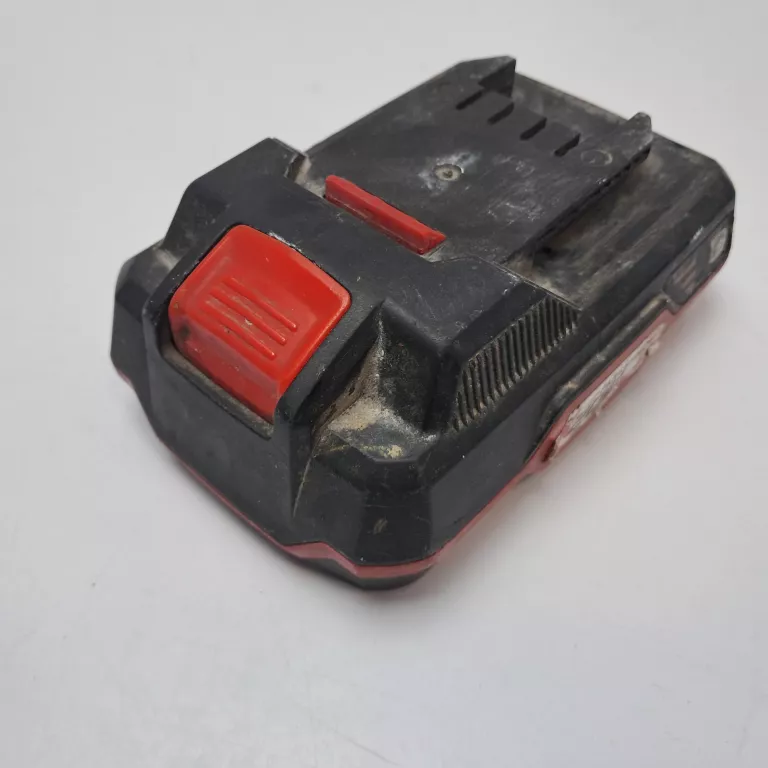 ladowarka-i-akumulator-parkside-napiecie-v-128551-307721