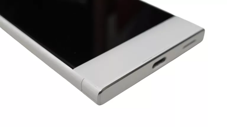 telefon-sony-xperia-xa1-g3112-2gb32gb-stan-bdb-model-telefonu-246737-615981