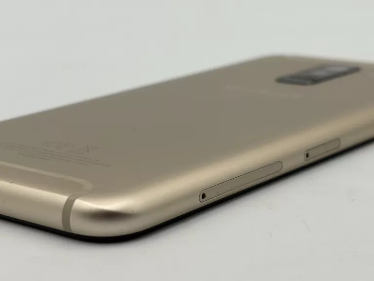 telefon-smartfon-samsung-galaxy-a6-3-gb32-gb-4g-lte-zloty-system-operacyjny-4388-1