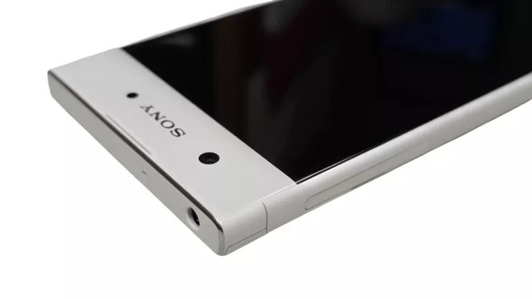 telefon-sony-xperia-xa1-g3112-2gb32gb-stan-bdb-opcje-sim-202821-213909