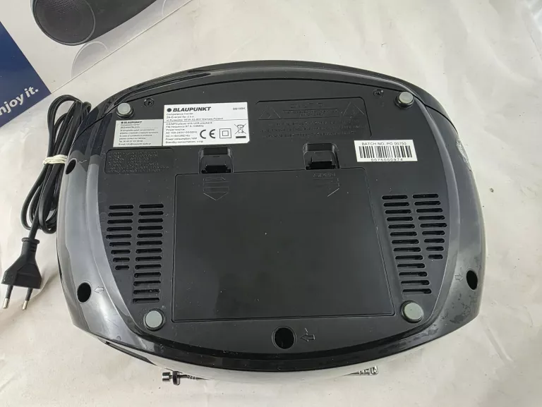 radio-blaupunkt-bb18bk-odtwarzane-nosniki-213122-2