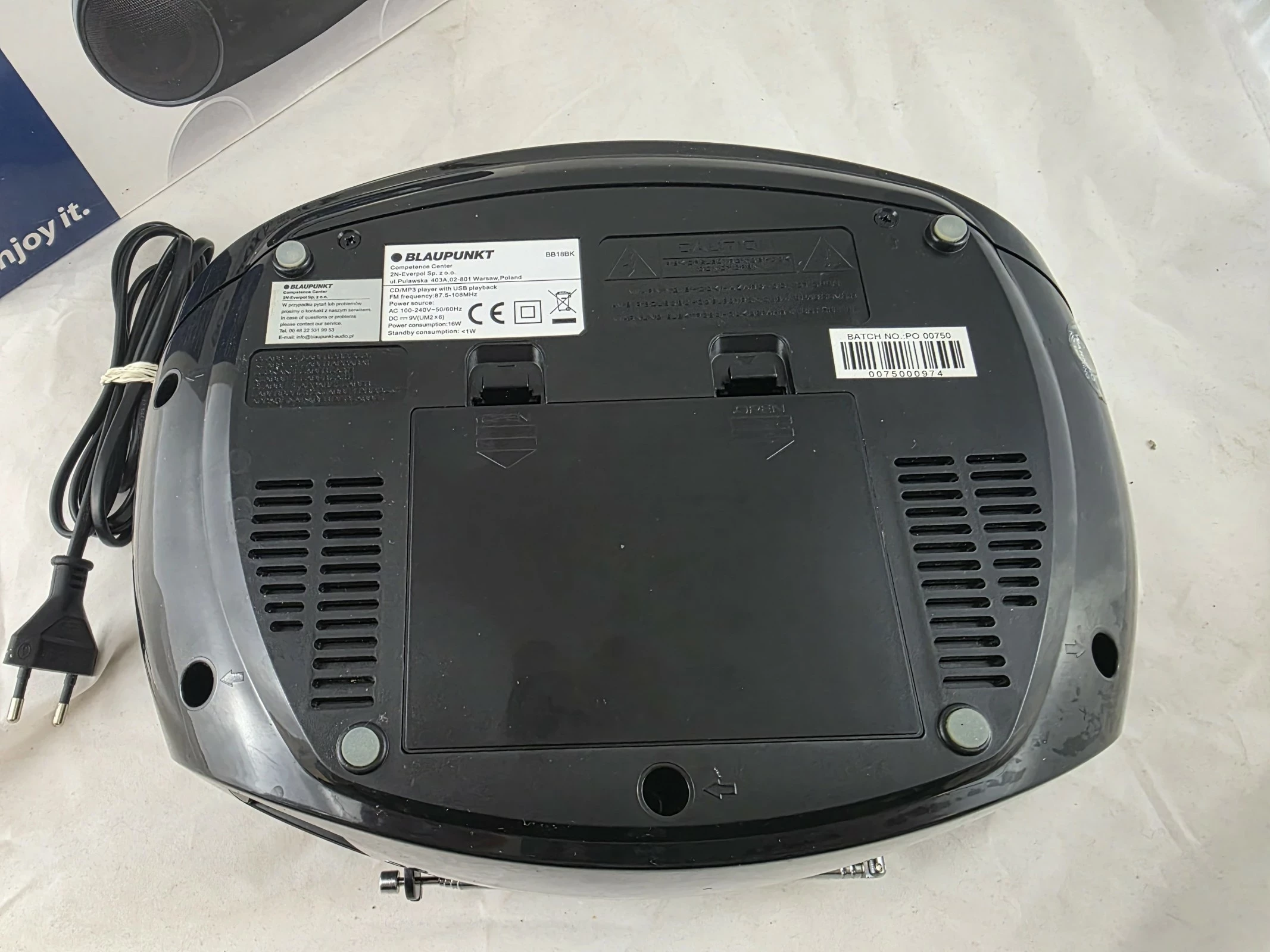 radio-blaupunkt-bb18bk-odtwarzane-nosniki-213122-2