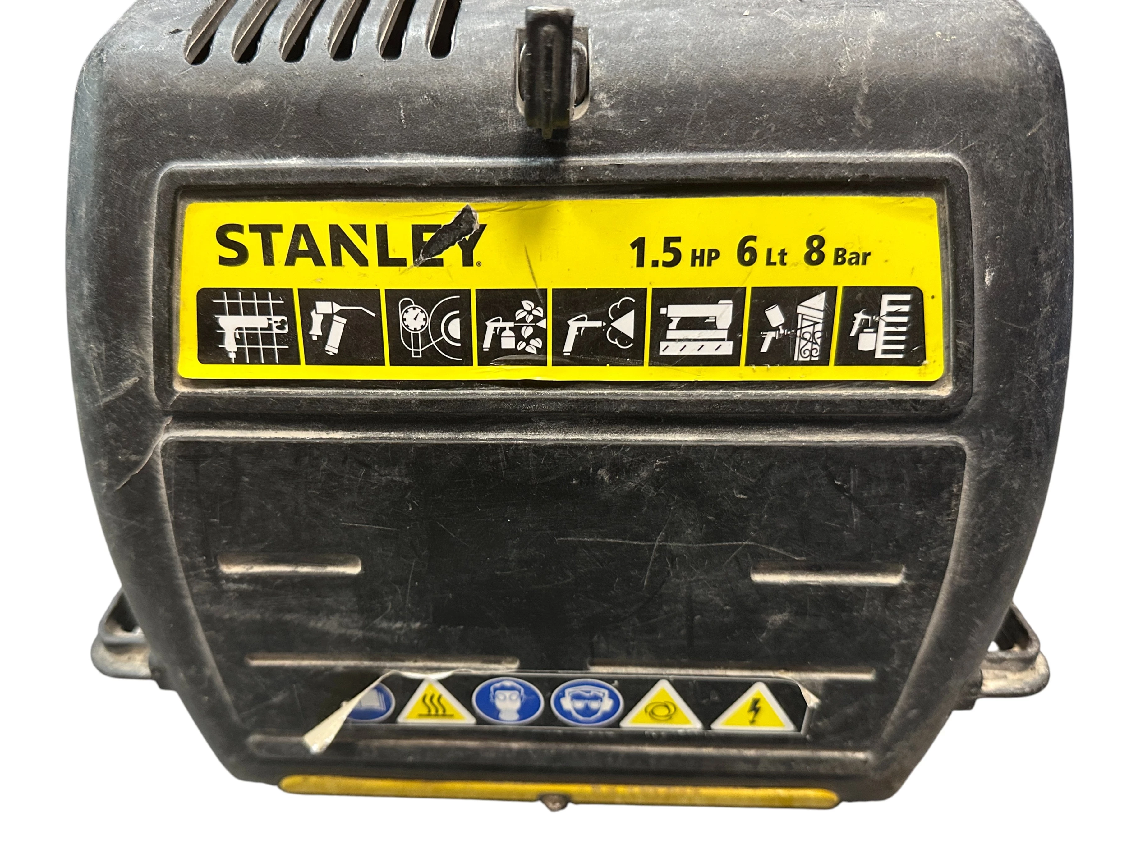 kompresor-stanley-15hp-6lt-8bar-pojemnosc-zbiornika-600