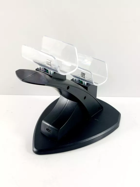 stacja-ladujaca-pady-ps5-ean-gtin-5904917114643