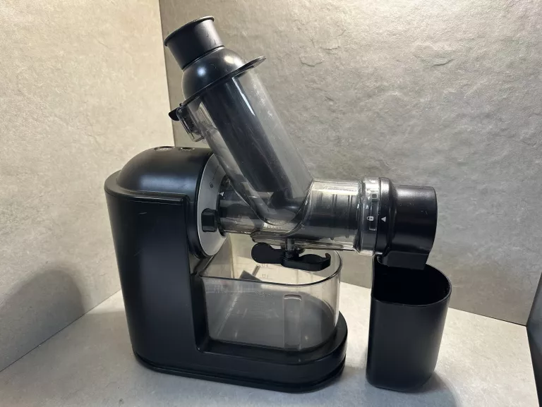 wyciskarka-wolnoobrotowa-philips-hr188970-kolor-dominujacy-129357-3