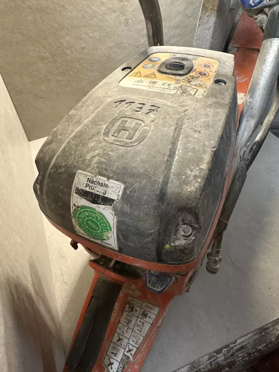 pila-husqvarna-k970-stan-11323-2