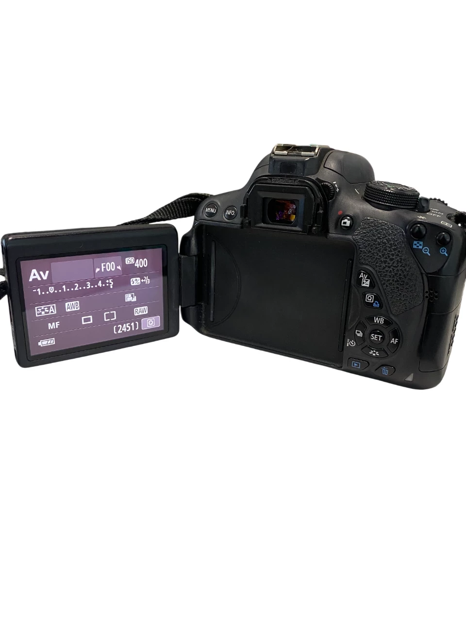 aparat-canon-eos-700d-obiektyw-canon-efs-18-55-rozmiar-matrycy-206882-228774