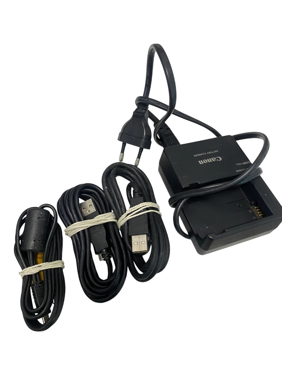 aparat-canon-eos-700d-obiektyw-canon-efs-18-55-ean-gtin-8714574602417