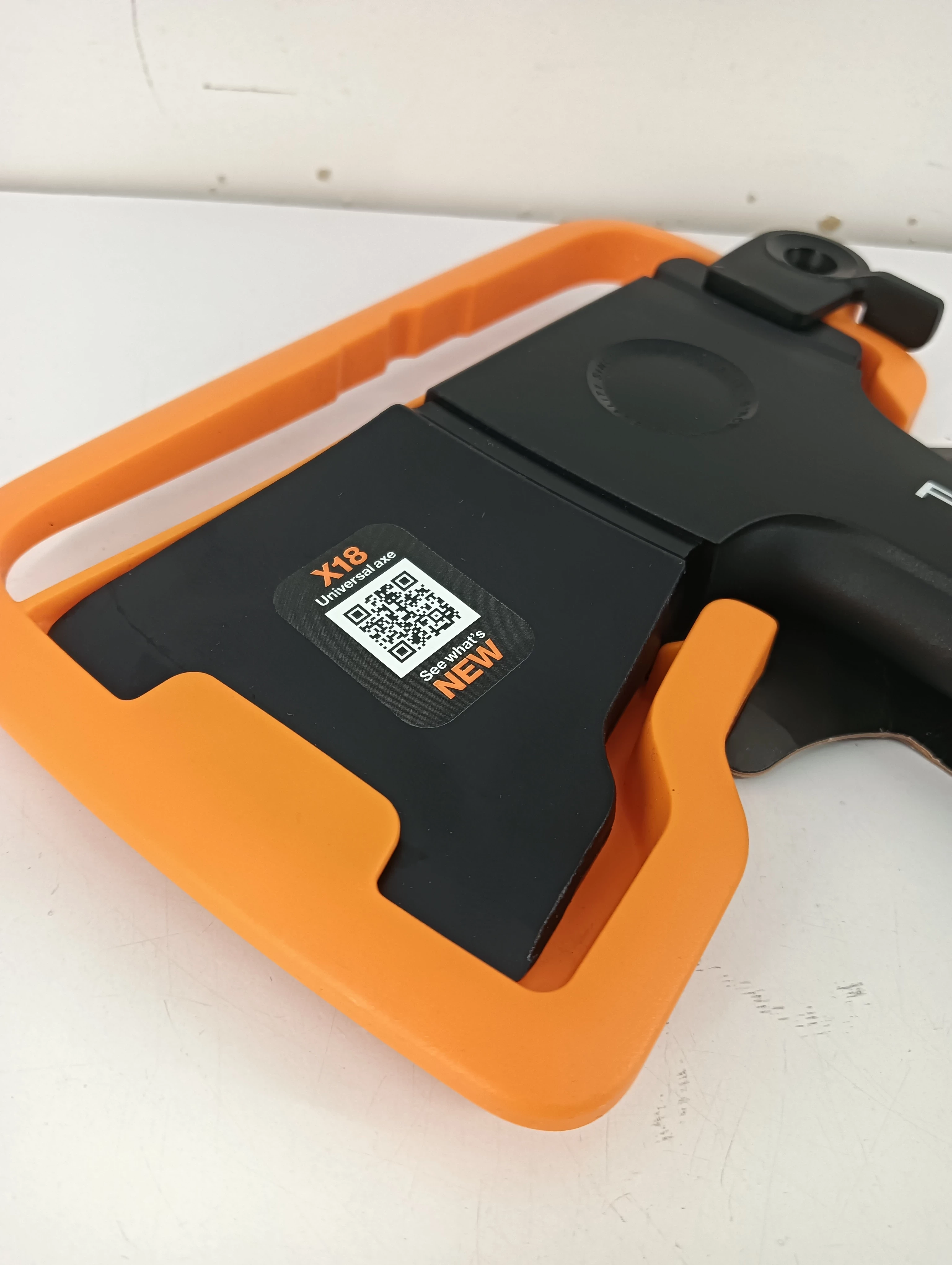 siekiera-fiskars-x18-ean-gtin-5907190501704