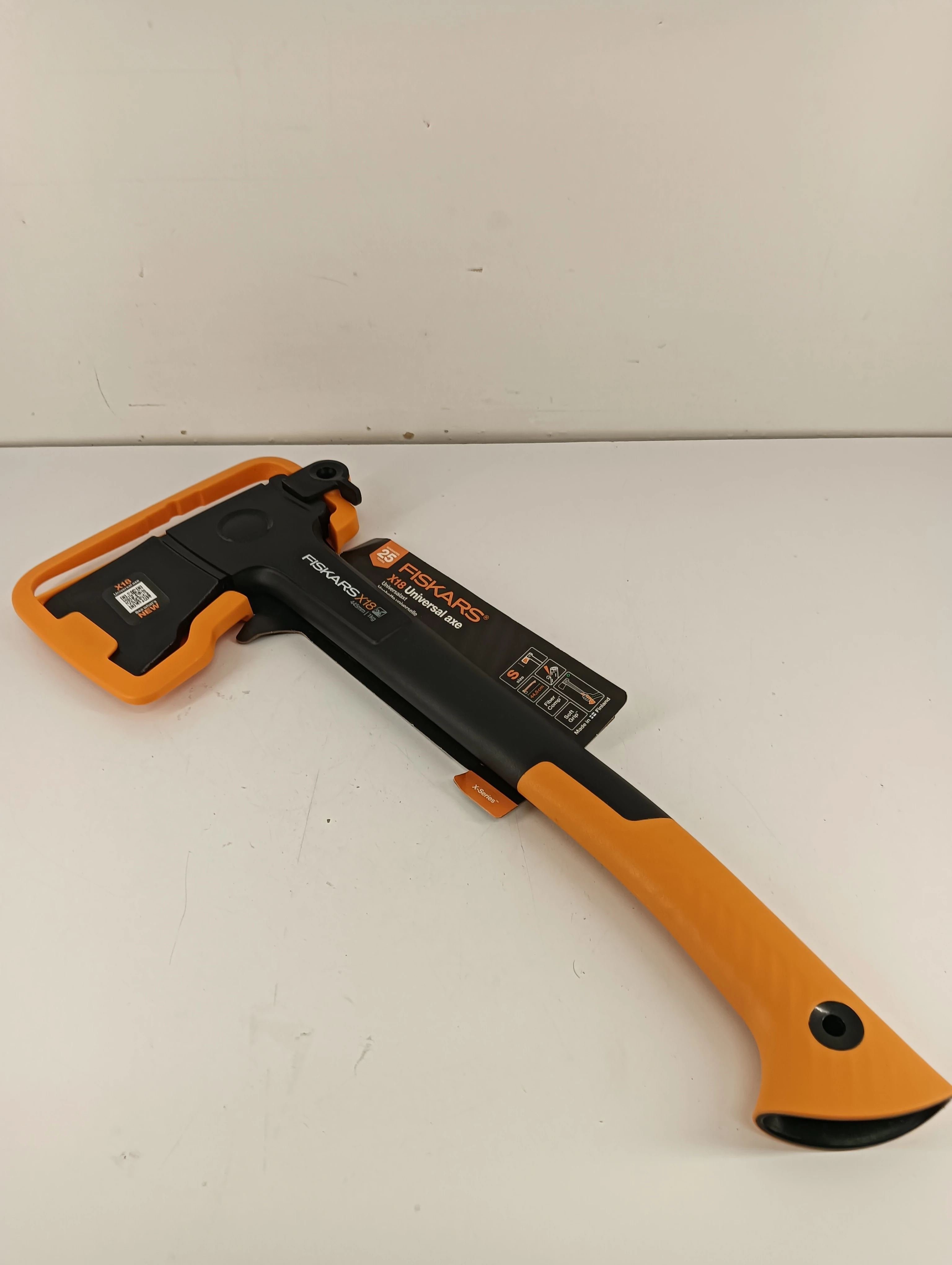 siekiera-fiskars-x18-grunwaldzka-24-sj-olsztyn