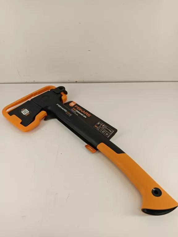 siekiera-fiskars-x18-grunwaldzka-24-sj-olsztyn