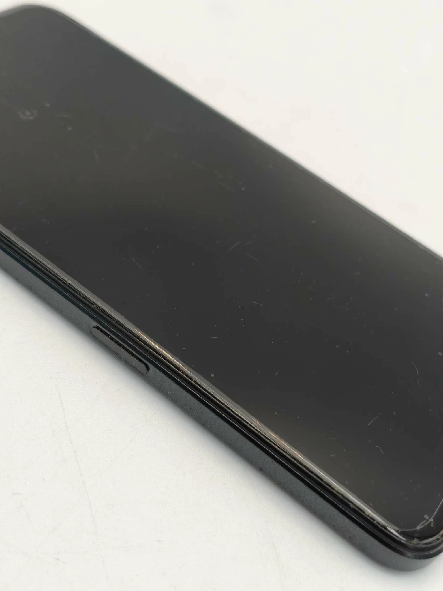 telefon-oppo-a78-5g-4128ladowarkaetuipudelko-przekatna-ekranu-656