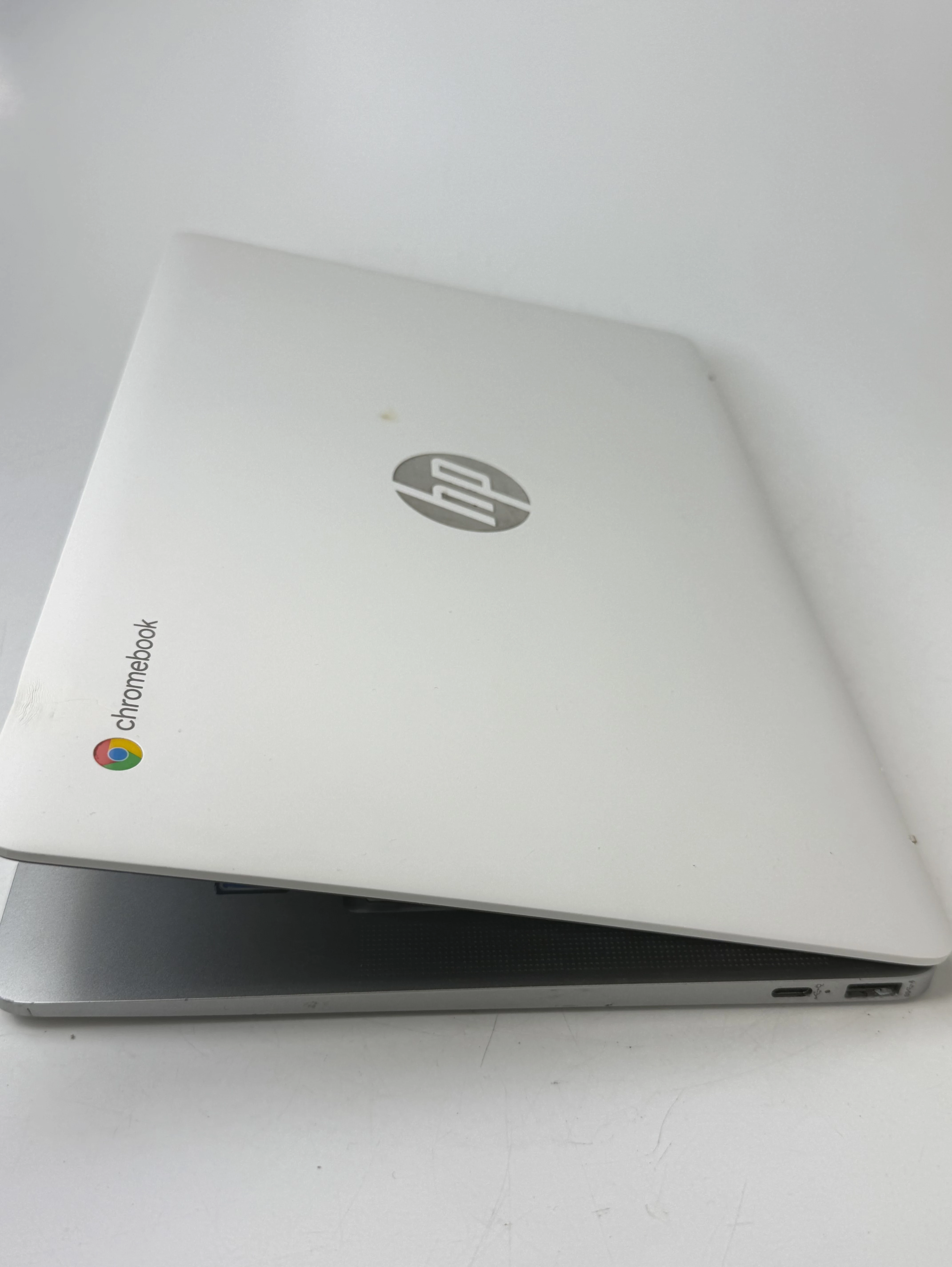 laptop-hp-chrombook-14-bialy-rozdzielczosc-px-4474-60