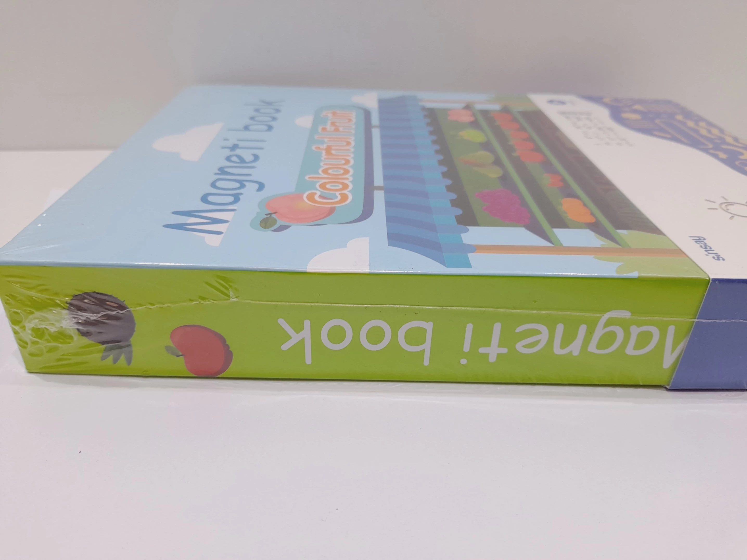 magneti-book-colourfull-material-18136-32