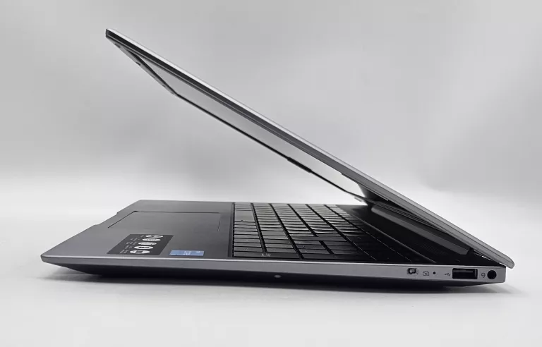 laptop-medion-akoya-e16402-i3-1115g4-8gb-ram-512gb-ssd-w11h-zasilacz-liczba-rdzeni-procesora-4329-2