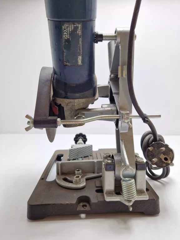 szlifierka-katowa-bosch-gws-10-125-stojak-napiecie-zasilania-23000