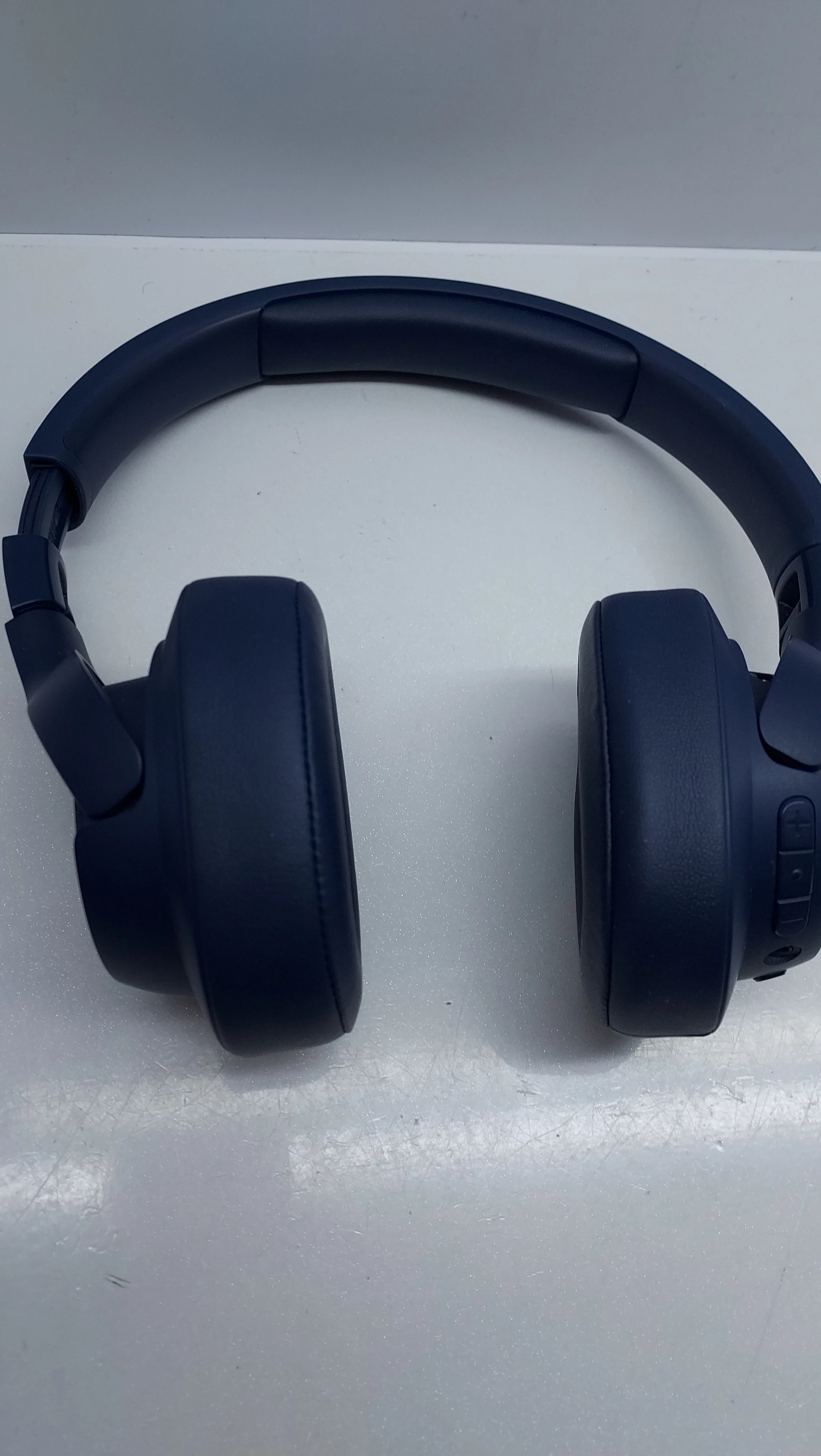 sluchawki-jbl-720-tuner-stan-11323-2