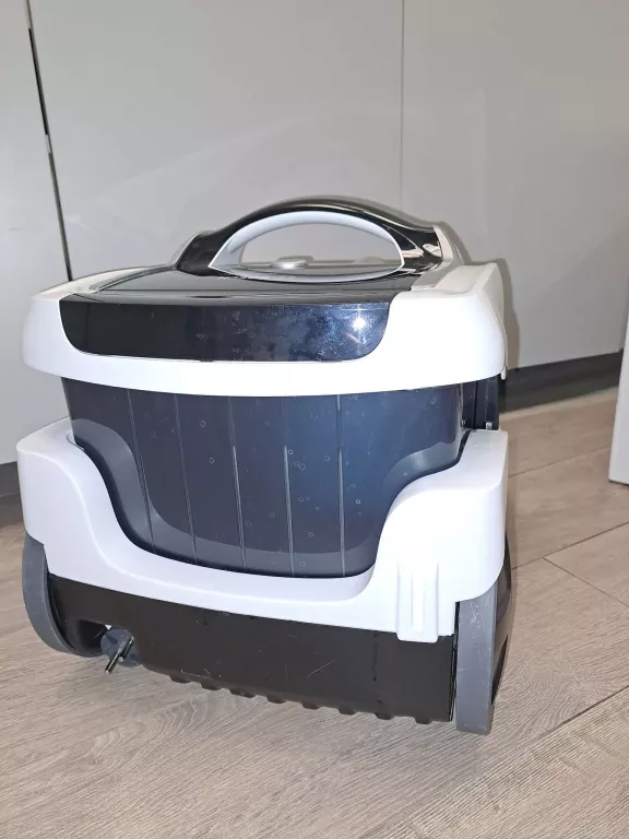 odkurzacz-pioracy-bosch-aquawashclean-serie-4-vc763-komplet-ubez-do-2031-ean-gtin-5907856784137