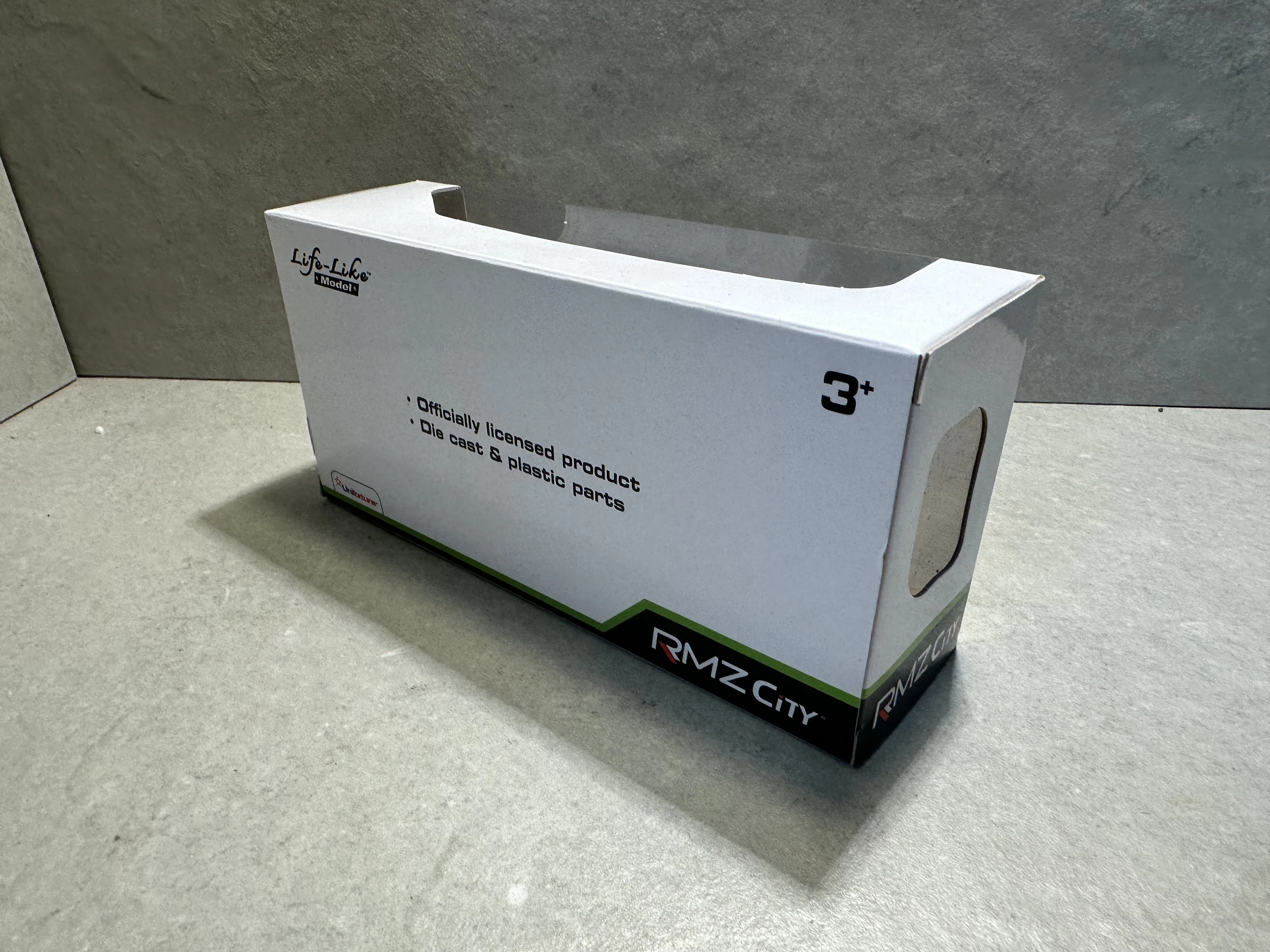 bp-scania-castrol-tanker-rmz-model-ciezarowki-skala-164-ean-gtin-5905422022751