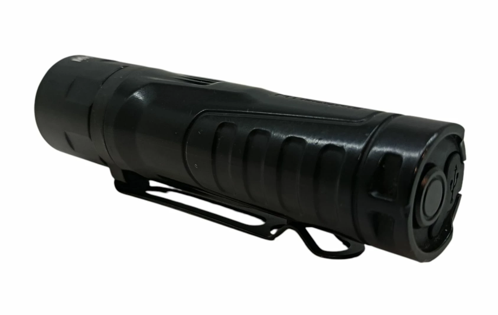latarka-akumulatorowa-z-funkcja-powerbanka-nitecore-mh15-stan-11323-2