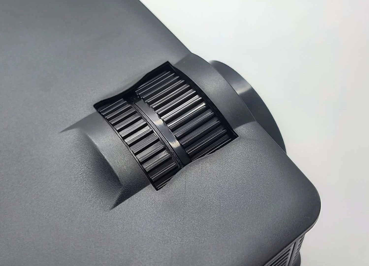 projektor-goclever-cineo-focus-2-model-cineo-focus-2