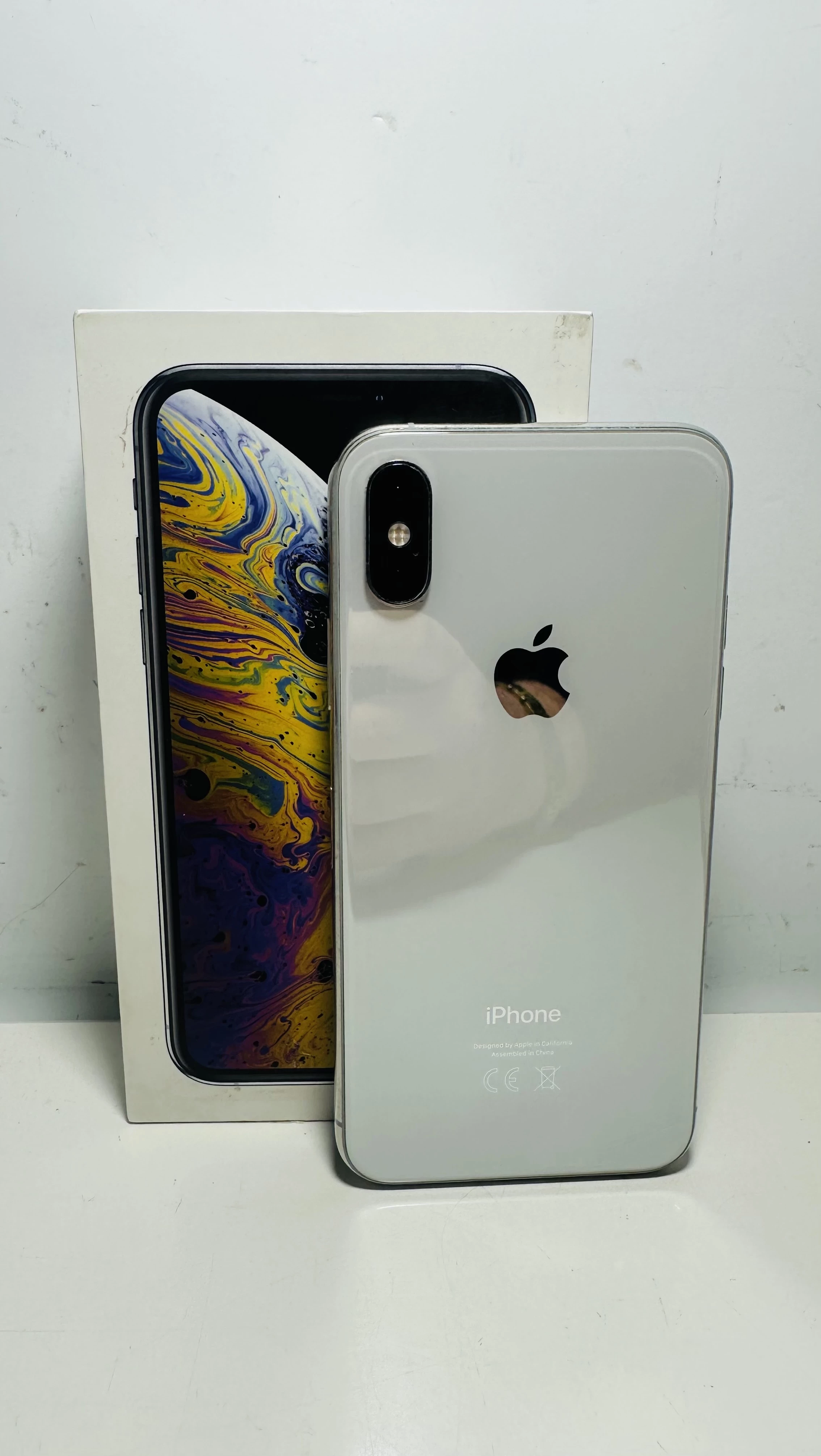 smartfon-apple-iphone-xs-4-gb-256-gb-4g-lte-srebrny-81-kondycji-ean-gtin-190198792181