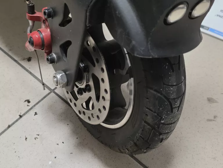 pojazd-elektryczny-hulajnoga-techlife-x6-predkosc-maksymalna-2000