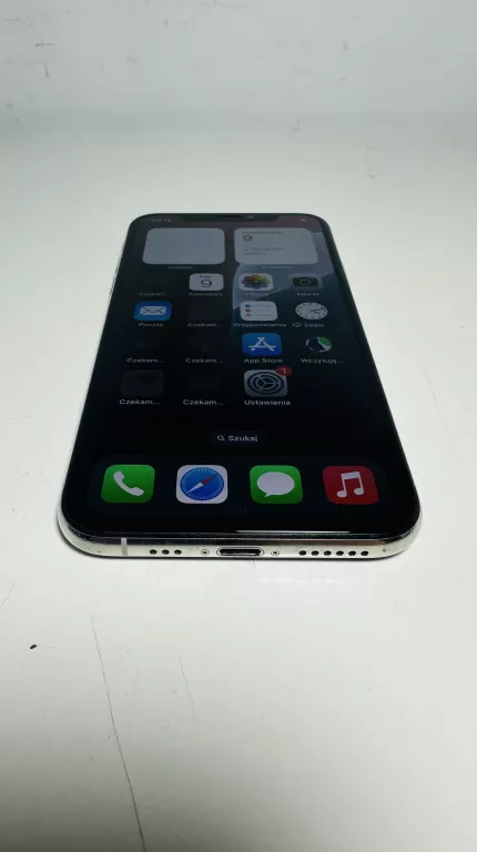 smartfon-apple-iphone-xs-4-gb-256-gb-4g-lte-srebrny-81-kondycji-kod-producenta-mt9j2pma