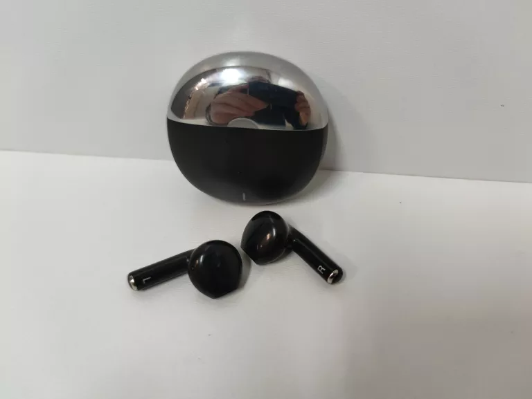 sluchawki-bezprzewodowe-douszne-tws-ly01-jagiellonska-14-sanok-tsc2-spj