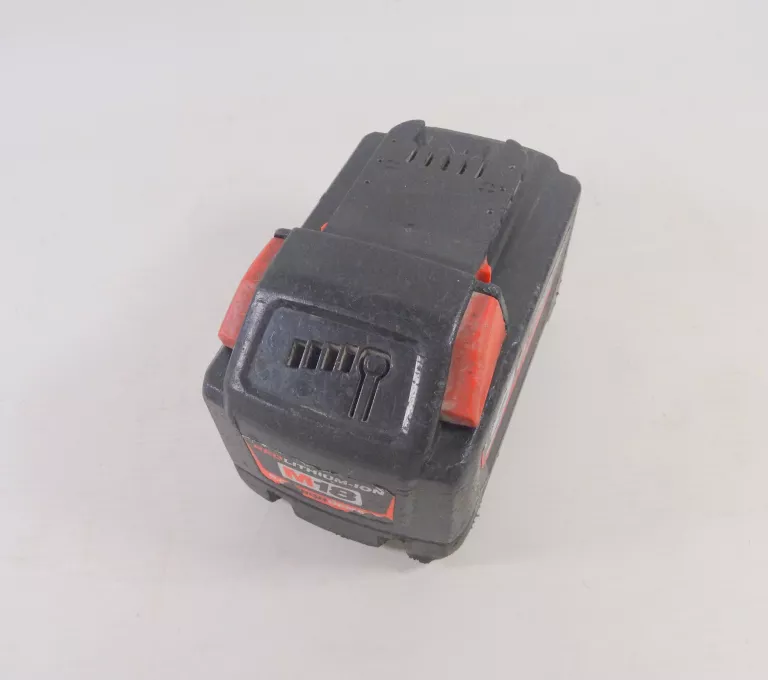 bateria-90-ah-milwaukee-mocne-slady-uzywania-ean-gtin-4002395167678