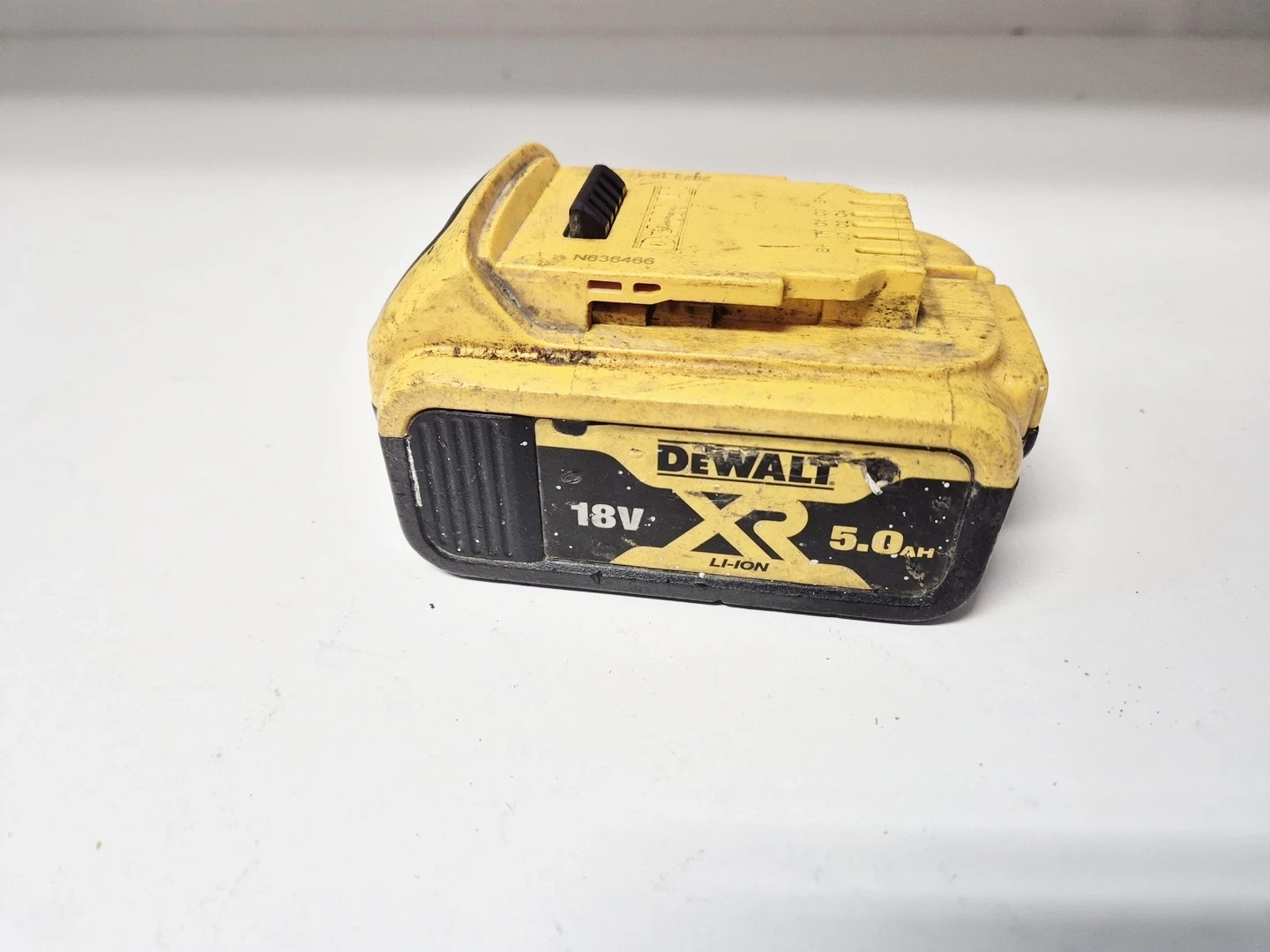 bateria-dewalt-dcb184-18v-5ah-spoldzielcza-13-sj-starachowice