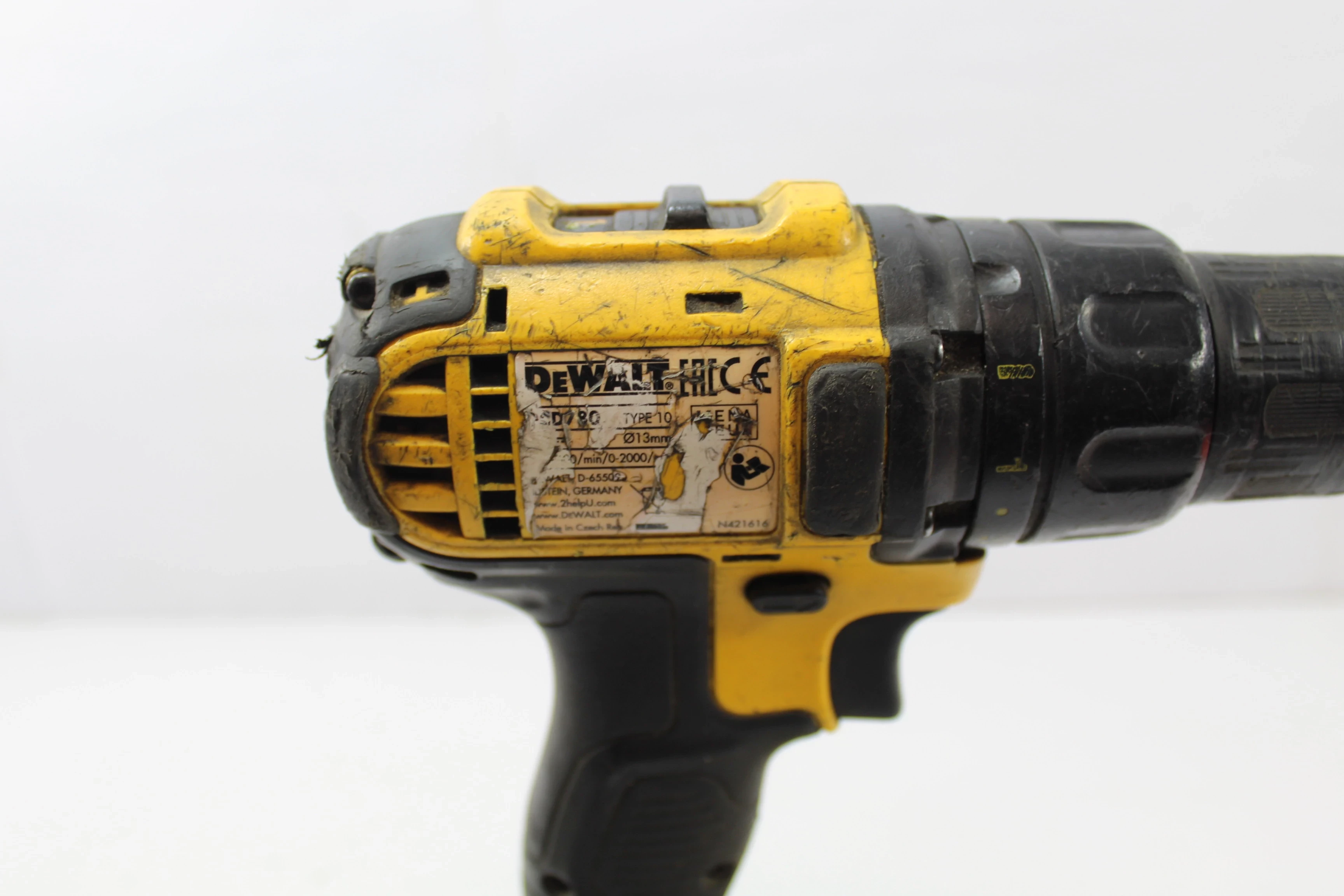 wkretarka-dewalt-dcd780-2-akumulatory-4ah-ladowarka-kod-producenta-dcd780n