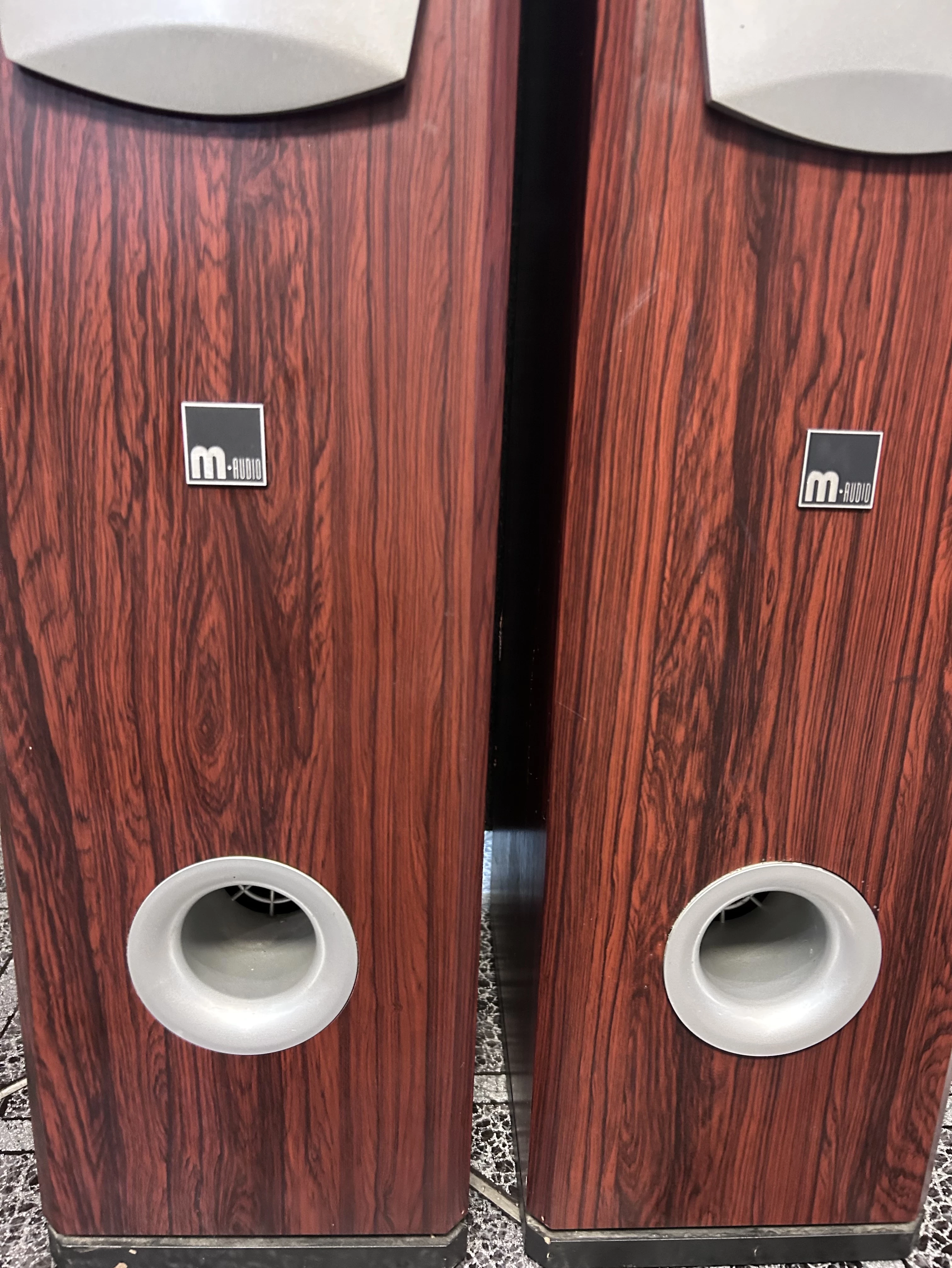 kolumny-m-audio-hts-501-super-stan-marka-248811-1955805