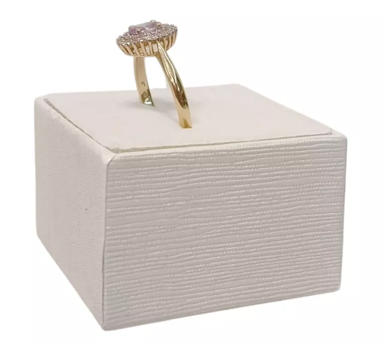 zloty-pierscionek-r20-p585-294-g-rodzaj-2205-2