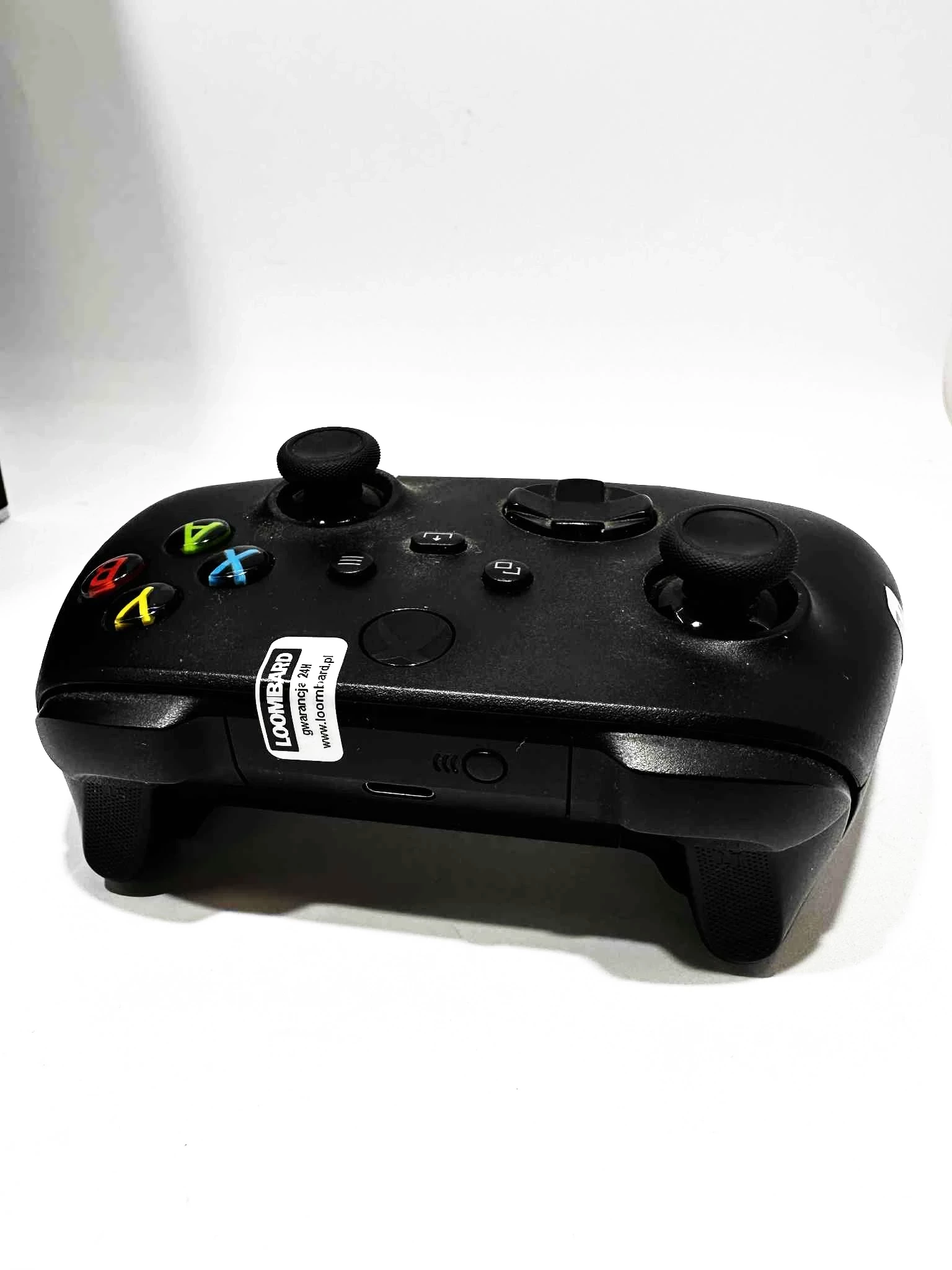 konsola-xbox-series-xpudelkopad-1tb-certyfikaty-zgodnosci-218669-1