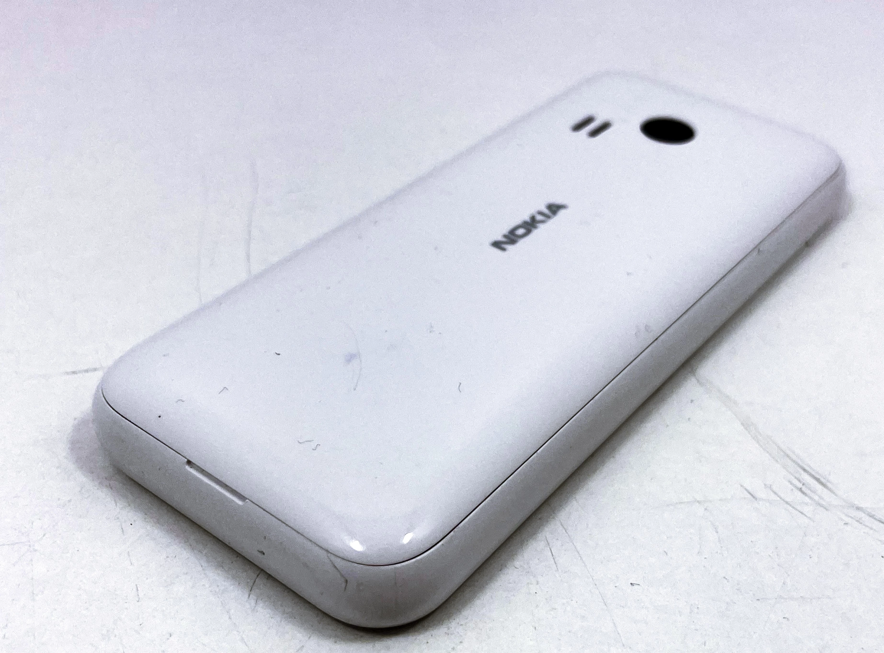 telefon-nokia-222-dual-sim-bialy-wbudowana-pamiec-202869-214241