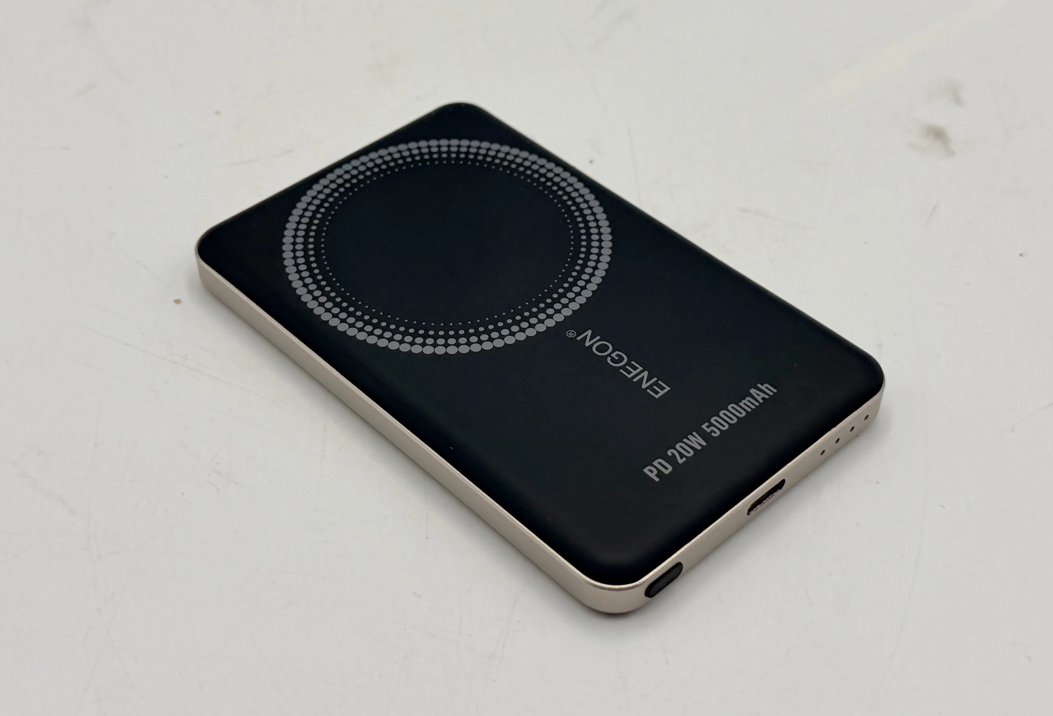 powerbank-5000mah-20w-armii-krajowej-1a-goldap