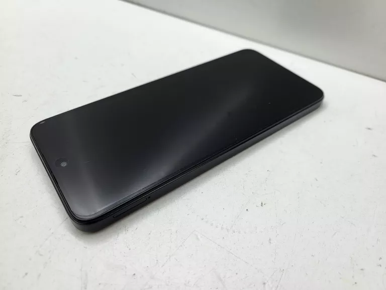 telefon-xiaomi-redmi-13-przekatna-ekranu-679