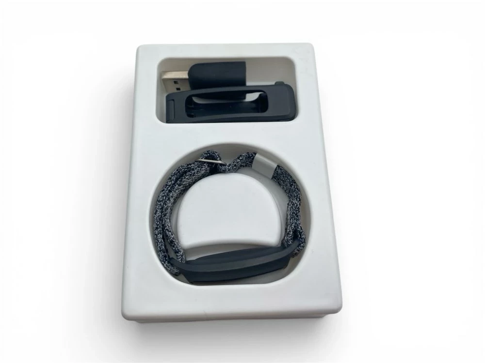 smartwatch-huawei-band-4e-szary-komplet-ean-gtin-6901443325047