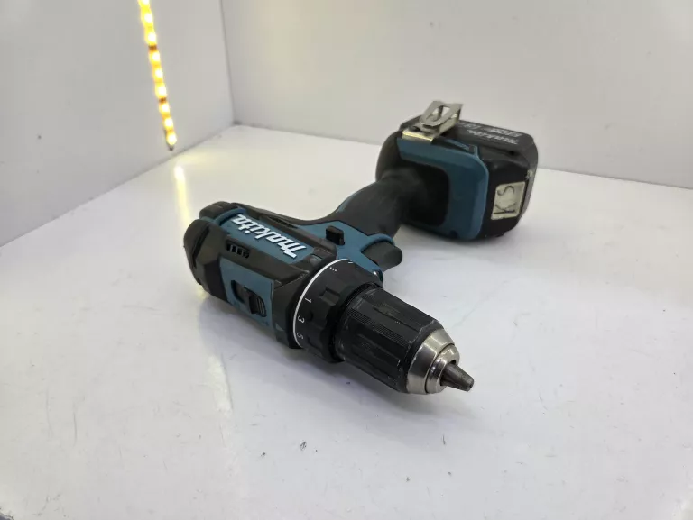 wkretarka-makita-ddf482-aku-50ah-ladowarka-stan-11323-2