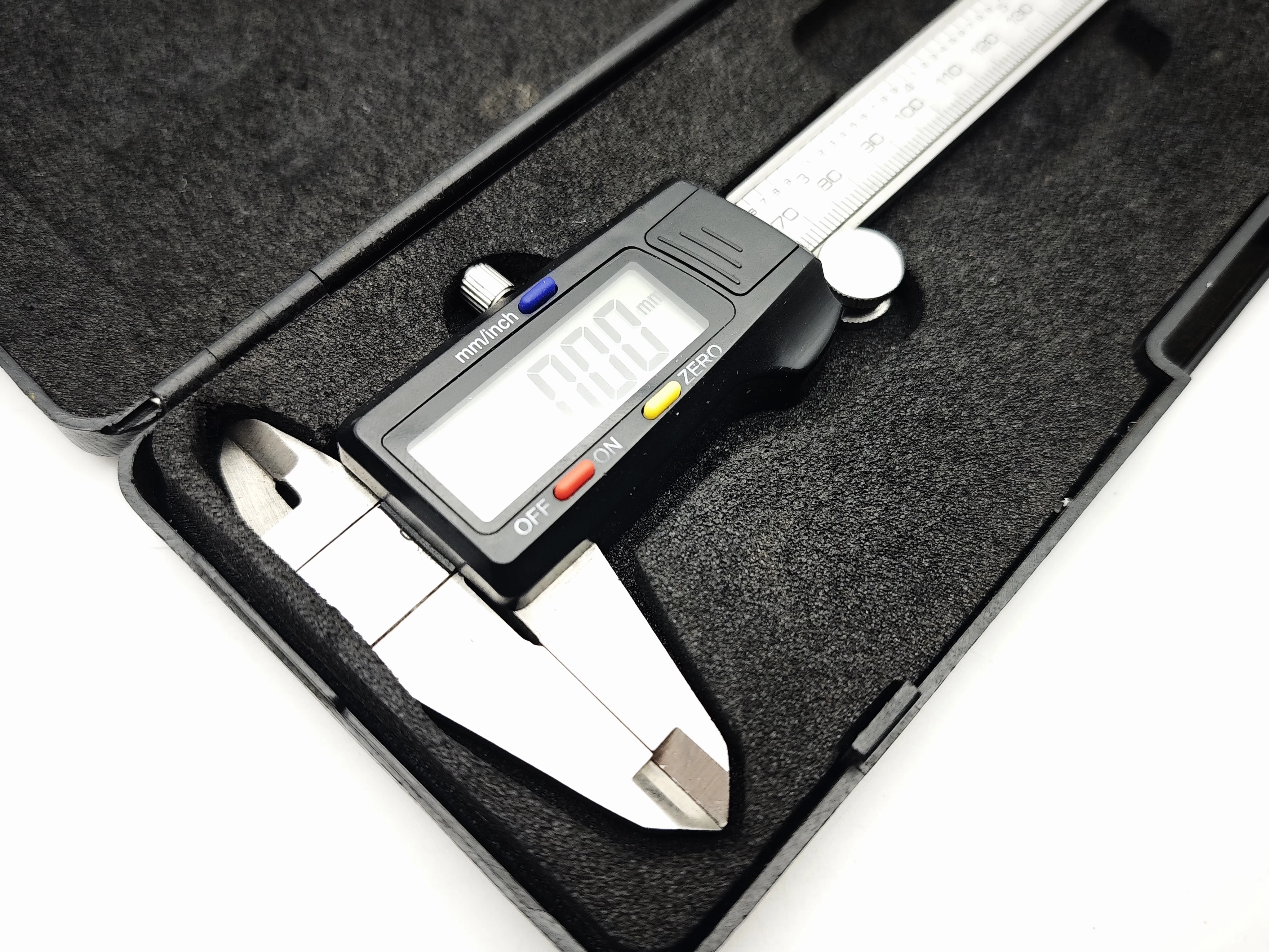 suwmiarka-elektroniczna-topex-150-mm-ean-gtin-5902062111302