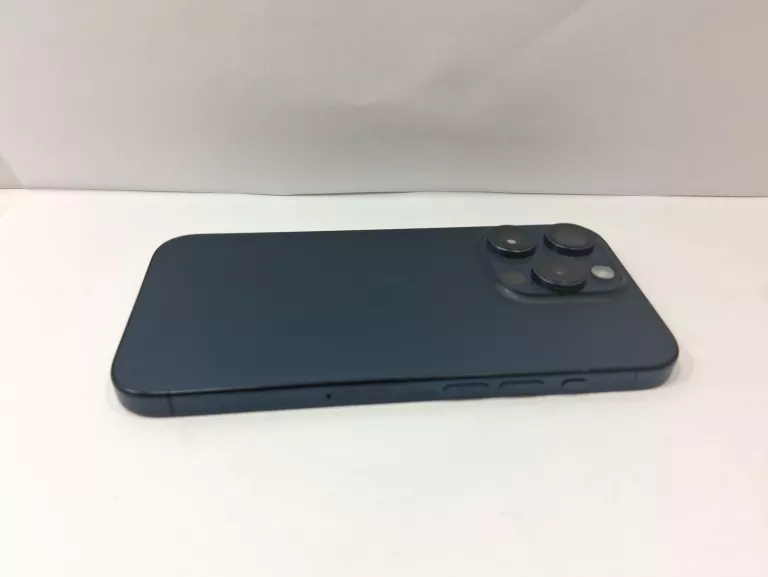 telefon-iphone-15-pro-128gb-90-pamiec-ram-202865-214113