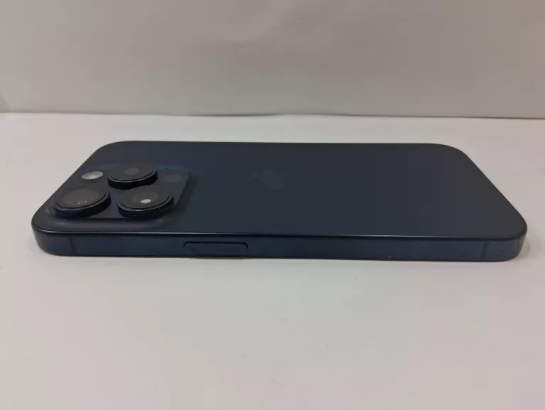 telefon-iphone-15-pro-128gb-90-wbudowana-pamiec-202869-214189