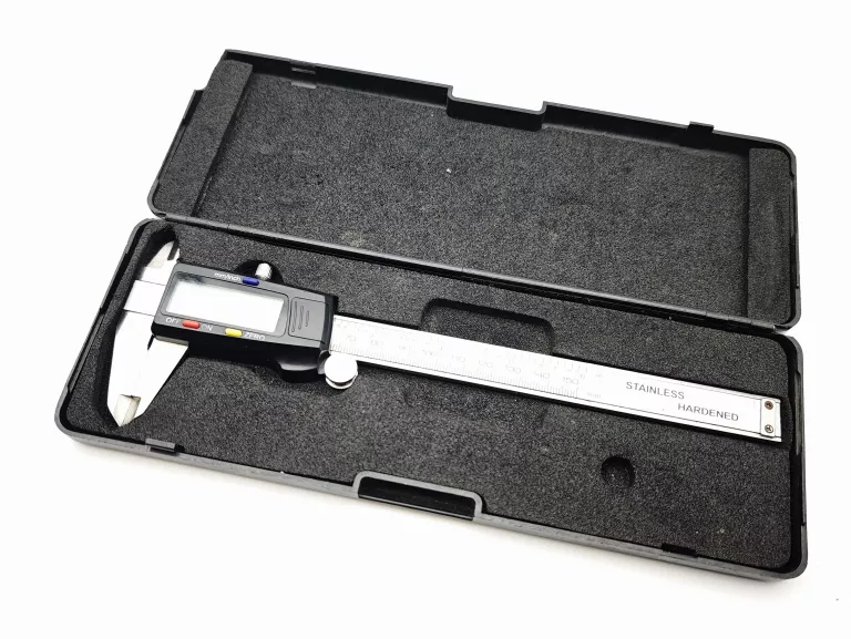 suwmiarka-elektroniczna-topex-150-mm-dabrowskiego-30-naklo